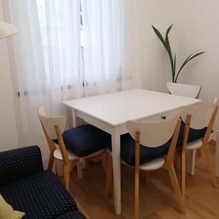 Casa Da Praia Da Poca - Apartamento Iris Estoril Kültér fotó
