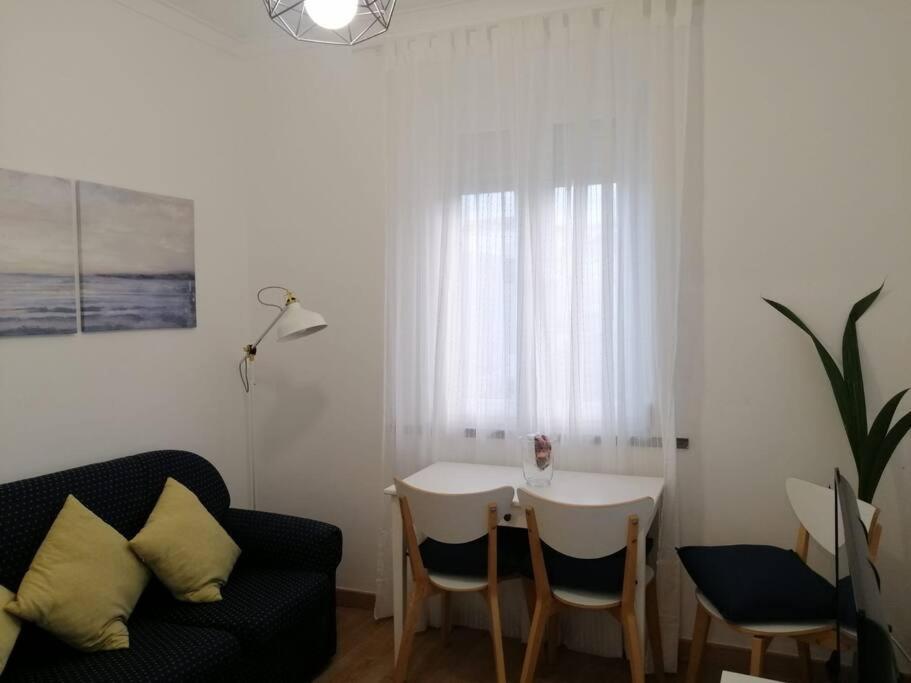 Casa Da Praia Da Poca - Apartamento Iris Estoril Kültér fotó